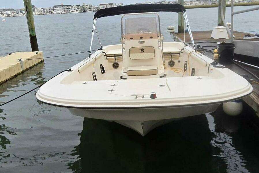 Cosmic Midget 19ft Carolina Skiff Yacht For Sale