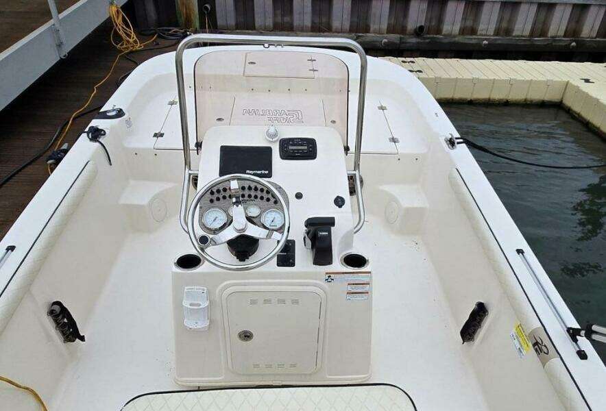 Cosmic Midget 19ft Carolina Skiff Yacht For Sale