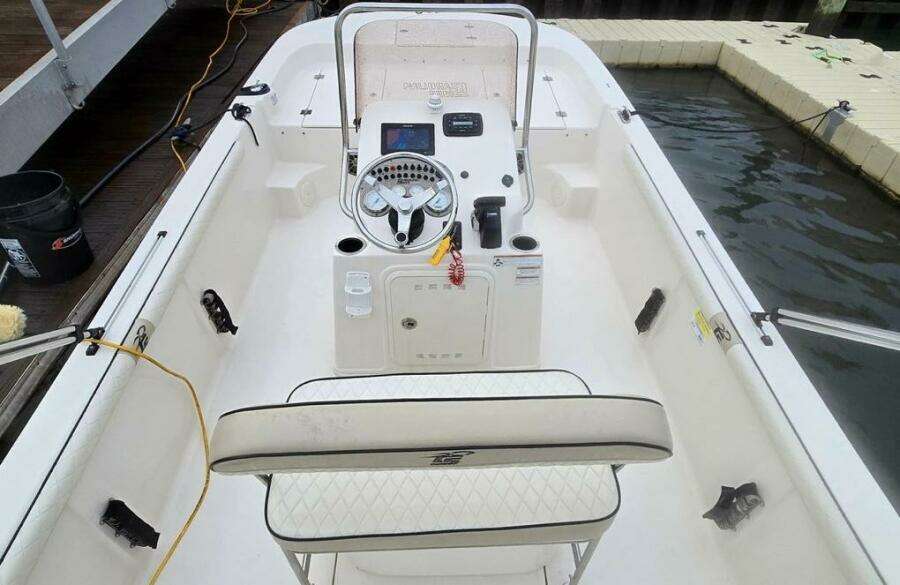 Cosmic Midget 19ft Carolina Skiff Yacht For Sale