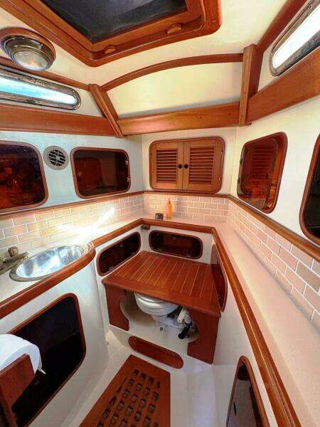Slow Dancin 40ft Hans Christian Yacht For Sale
