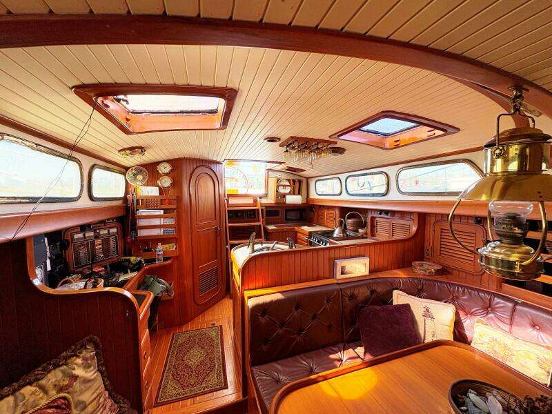 Slow Dancin 40ft Hans Christian Yacht For Sale