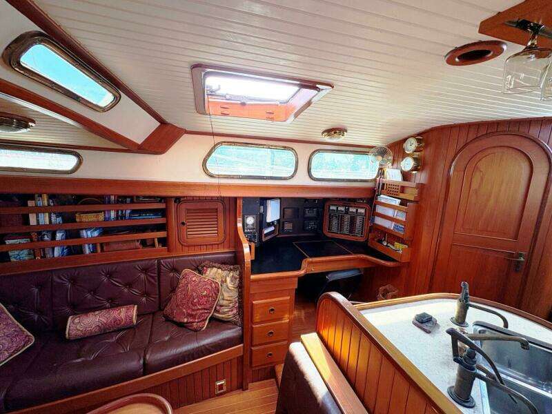 Slow Dancin 40ft Hans Christian Yacht For Sale