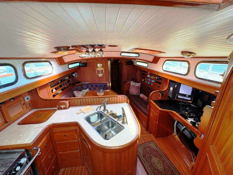 Slow Dancin 40ft Hans Christian Yacht For Sale