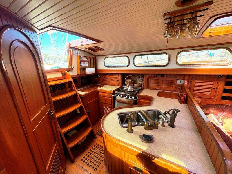 Slow Dancin 40ft Hans Christian Yacht For Sale