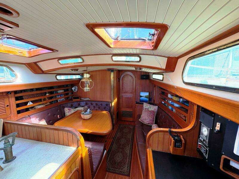 Slow Dancin 40ft Hans Christian Yacht For Sale