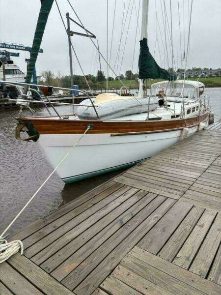 Slow Dancin 40ft Hans Christian Yacht For Sale