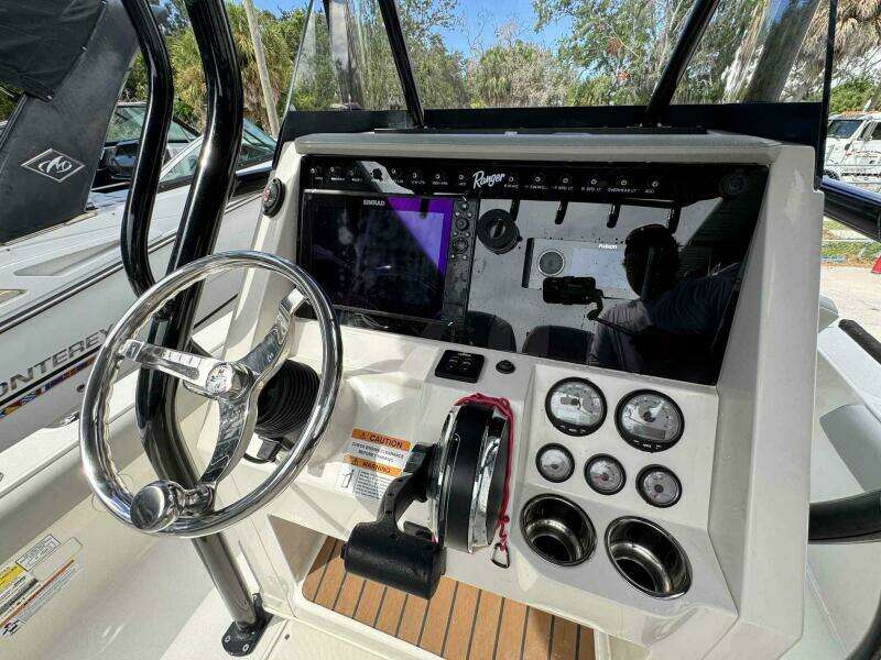 24ft Ranger Yacht For Sale