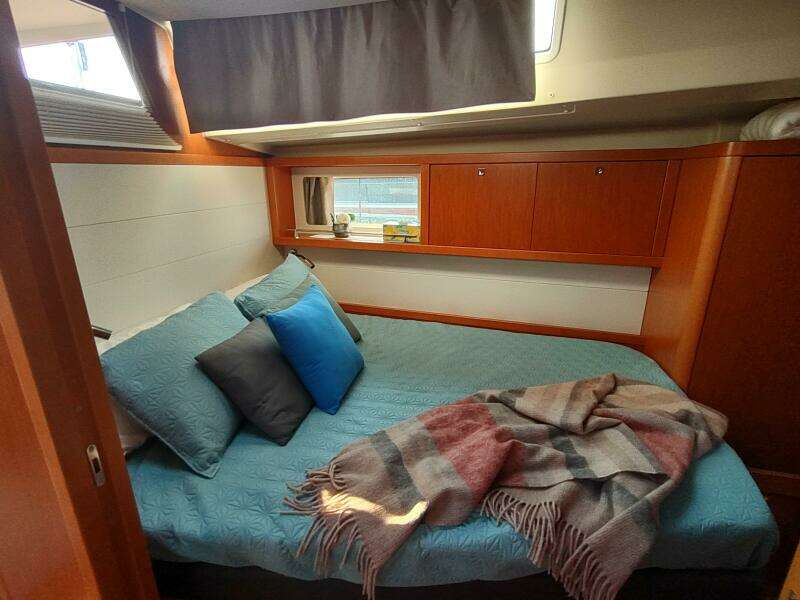 Indigo Sea 57ft Beneteau Yacht For Sale Indigo Sea 57ft Beneteau Yacht For Sale