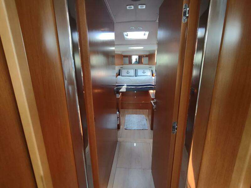 Indigo Sea 57ft Beneteau Yacht For Sale Indigo Sea 57ft Beneteau Yacht For Sale