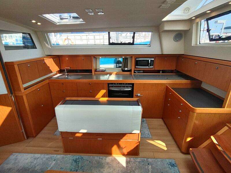 Indigo Sea 57ft Beneteau Yacht For Sale Indigo Sea 57ft Beneteau Yacht For Sale