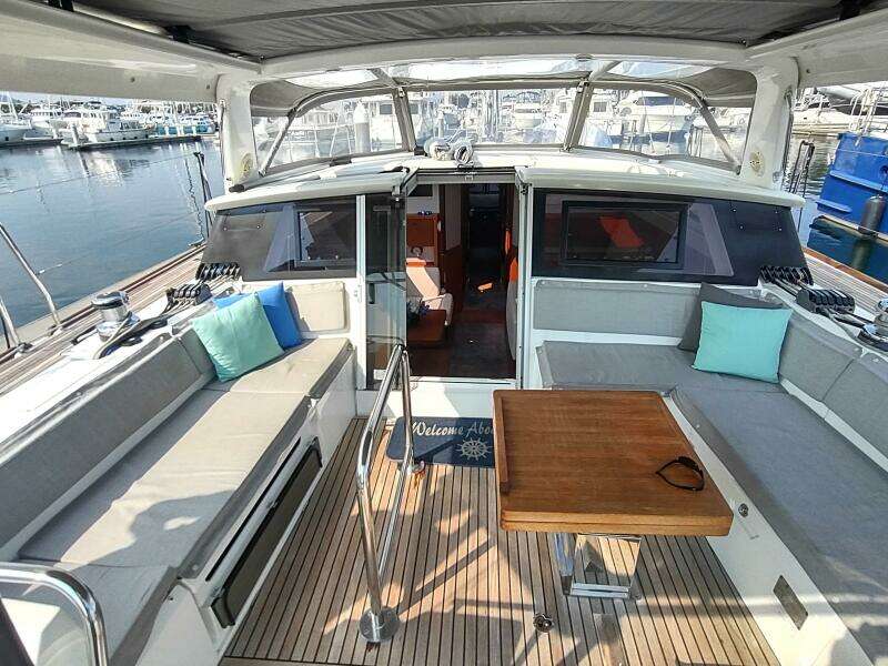 Indigo Sea 57ft Beneteau Yacht For Sale Indigo Sea 57ft Beneteau Yacht For Sale