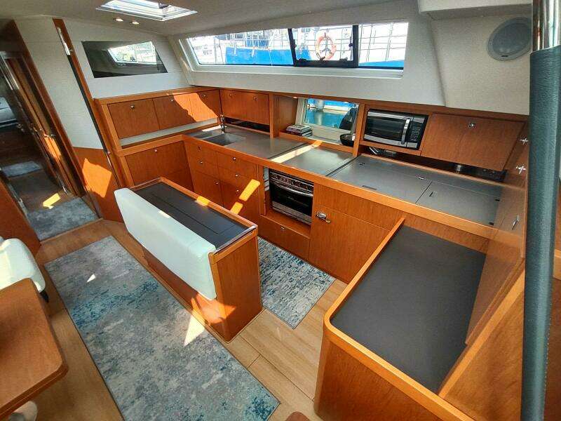 Indigo Sea 57ft Beneteau Yacht For Sale Indigo Sea 57ft Beneteau Yacht For Sale