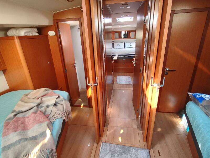 Indigo Sea 57ft Beneteau Yacht For Sale Indigo Sea 57ft Beneteau Yacht For Sale