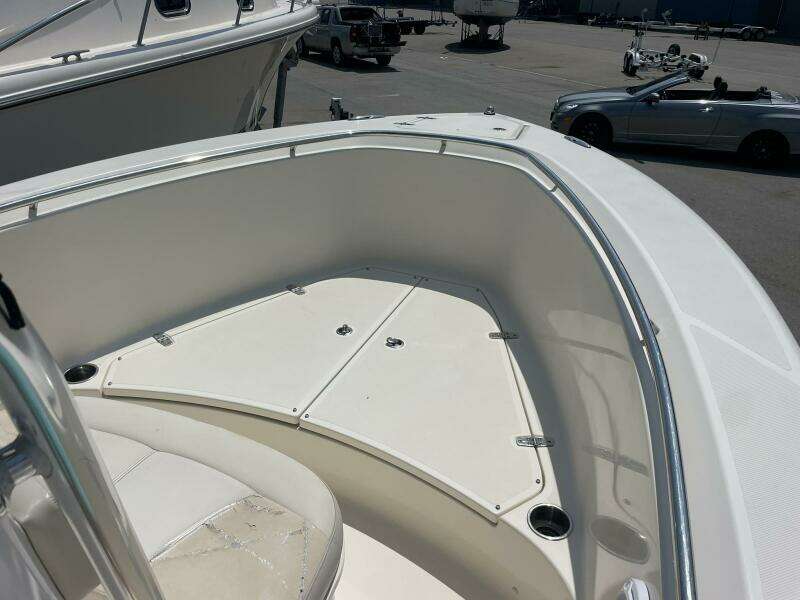 23ft Pursuit Yacht For Sale