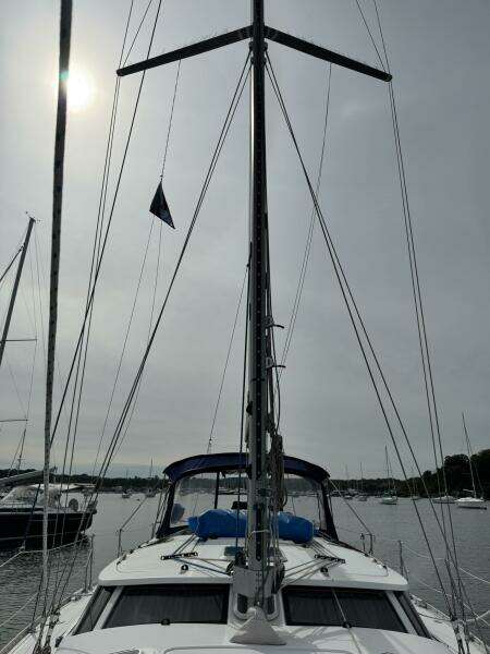 43ft Jeanneau Yacht For Sale