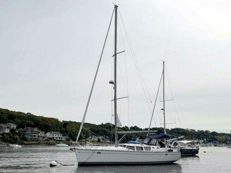 43ft Jeanneau Yacht For Sale