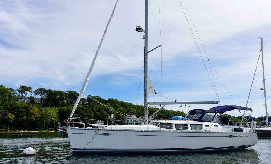 43ft Jeanneau Yacht For Sale