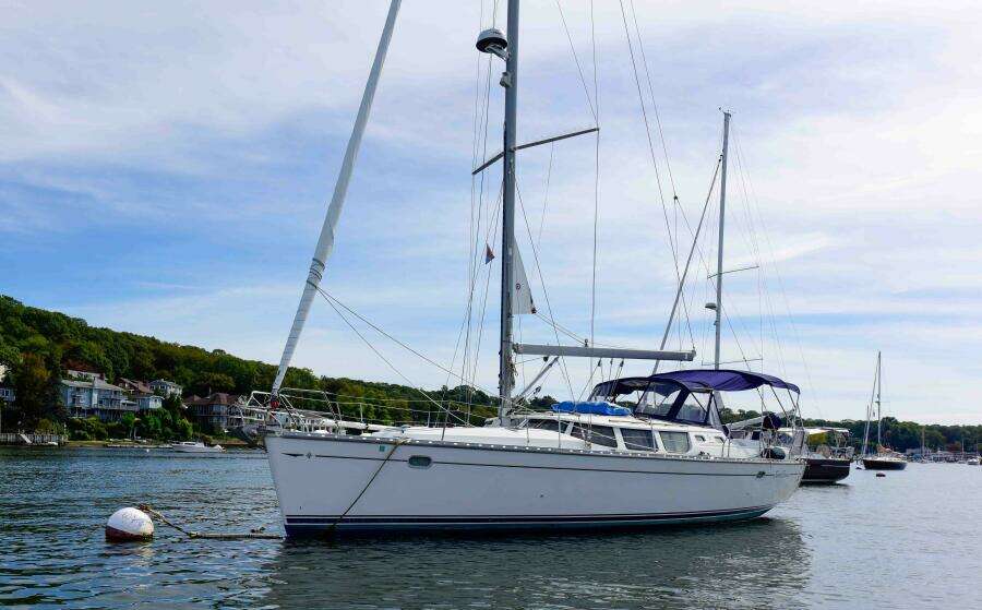 43ft Jeanneau Yacht For Sale