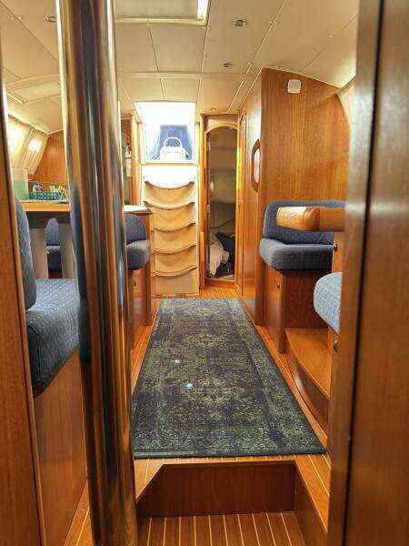 43ft Jeanneau Yacht For Sale