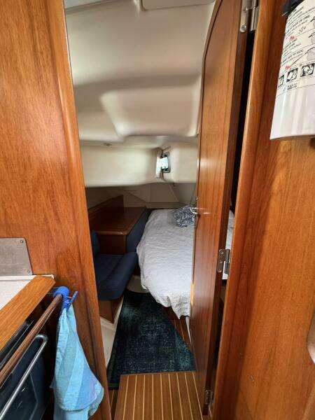 43ft Jeanneau Yacht For Sale