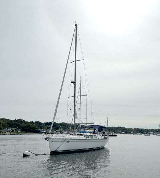 43ft Jeanneau Yacht For Sale