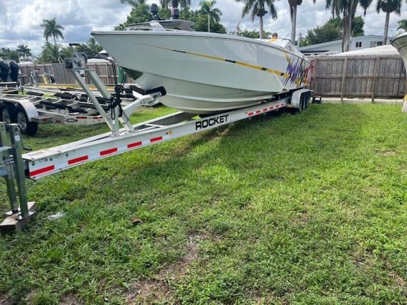 38' 2000 Cigarette Top Gun T/S 38