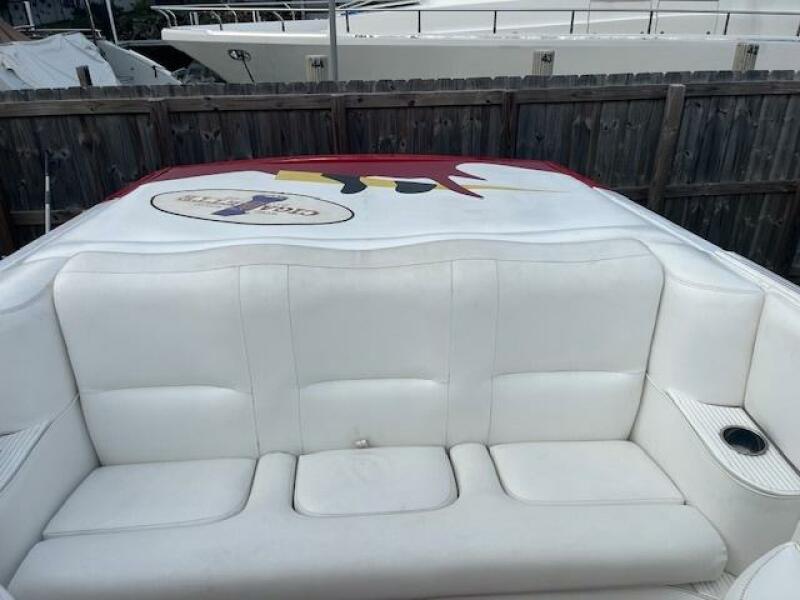 38' 2000 Cigarette Top Gun T/S 38