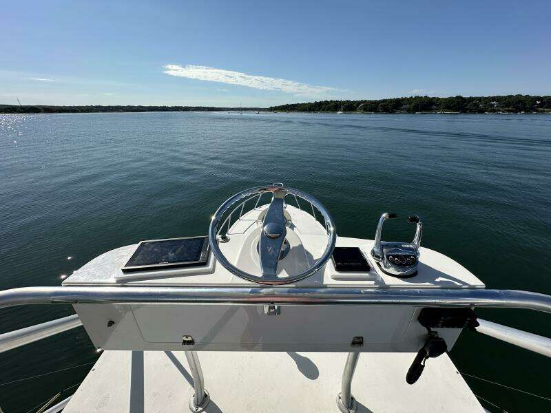 Offshore Office 40ft Topaz Yacht For Sale