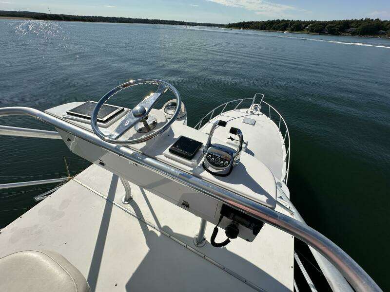 Offshore Office 40ft Topaz Yacht For Sale