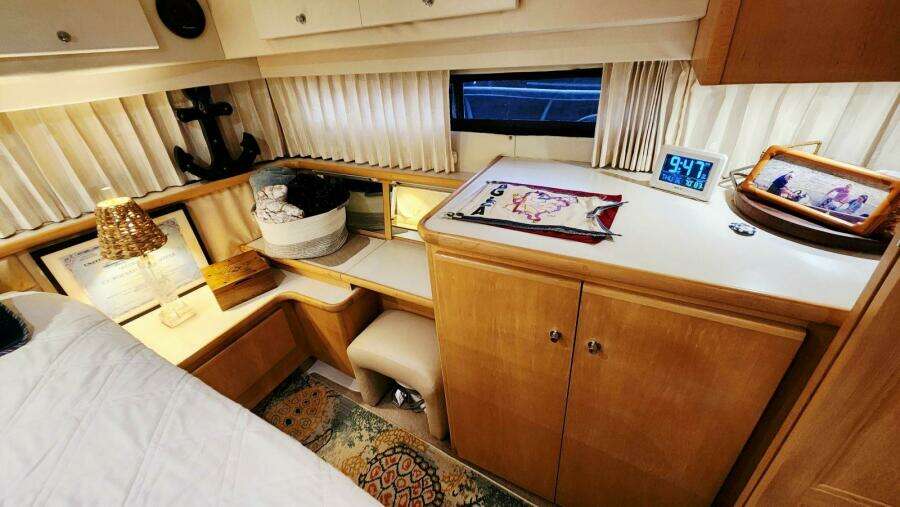 Now or Never 44ft Carver Yacht For Sale