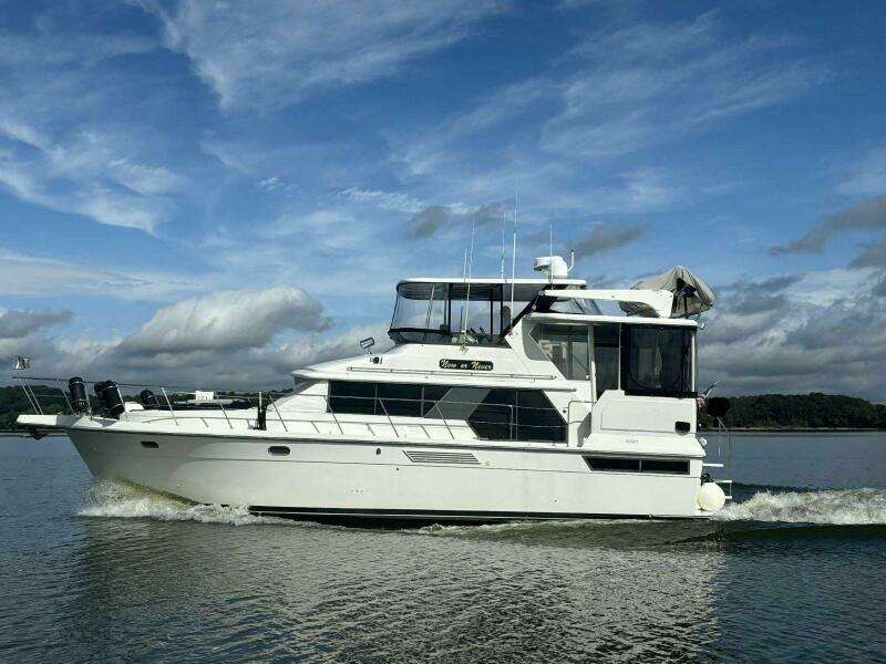 Now or Never 44ft Carver Yacht For Sale