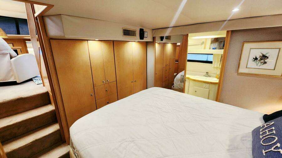 Now or Never 44ft Carver Yacht For Sale