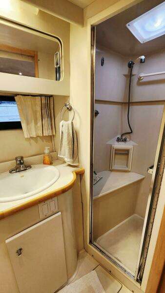 Now or Never 44ft Carver Yacht For Sale