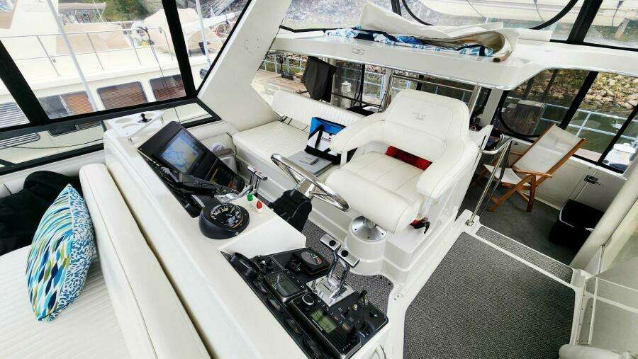 Now or Never 44ft Carver Yacht For Sale