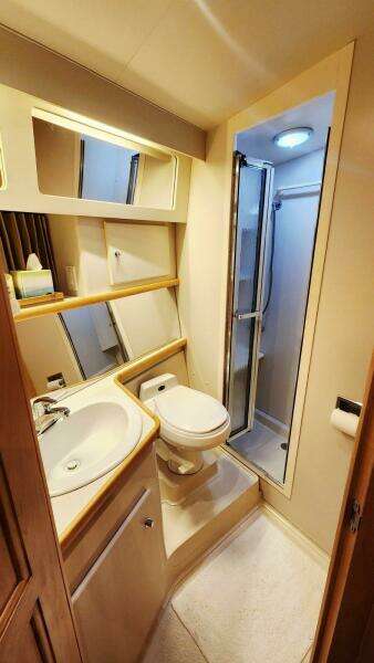 Now or Never 44ft Carver Yacht For Sale