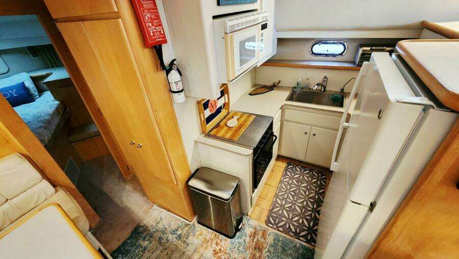 Now or Never 44ft Carver Yacht For Sale