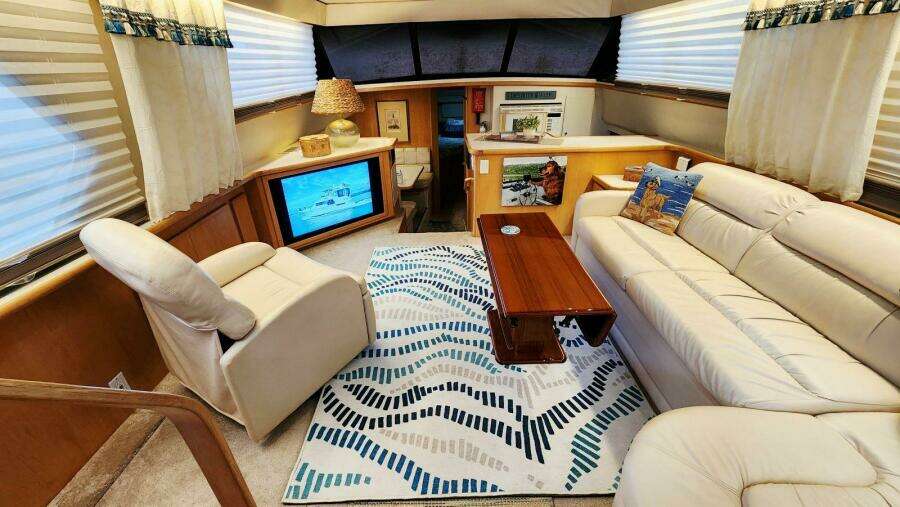 Now or Never 44ft Carver Yacht For Sale