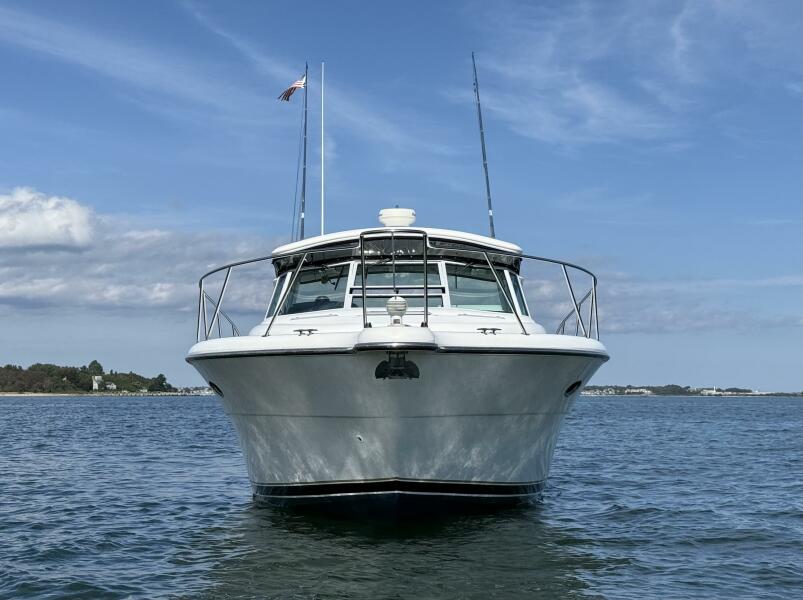 35' 2003 Tiara Yachts 3500