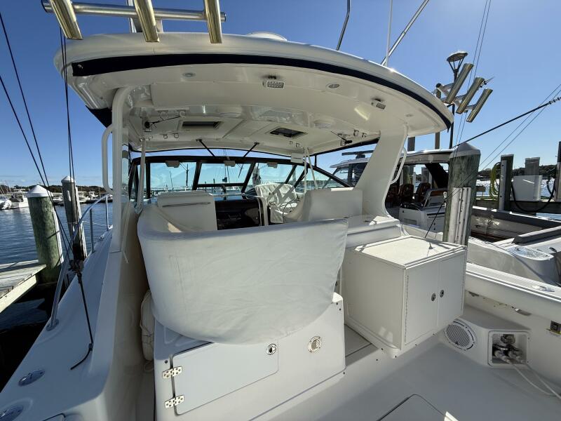 35' 2003 Tiara Yachts 3500