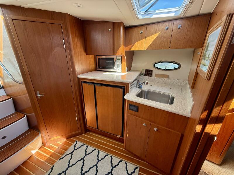 35' 2003 Tiara Yachts 3500