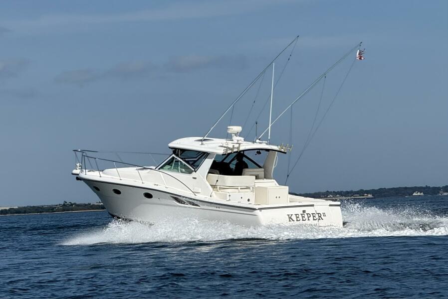 35' 2003 Tiara Yachts 3500