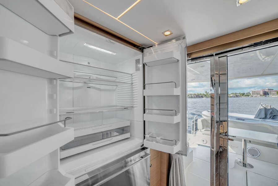 54ft Aquila Yacht For Sale