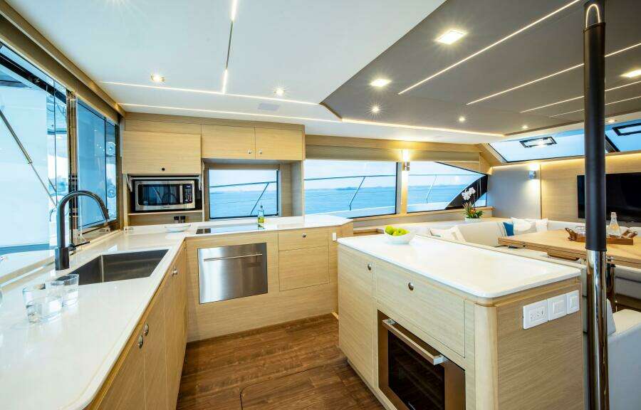 54ft Aquila Yacht For Sale