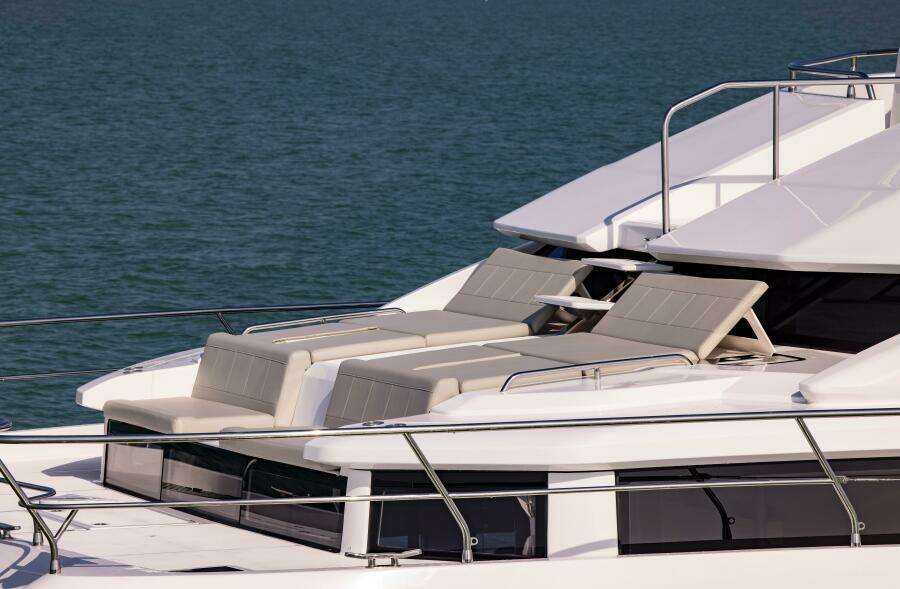 54ft Aquila Yacht For Sale