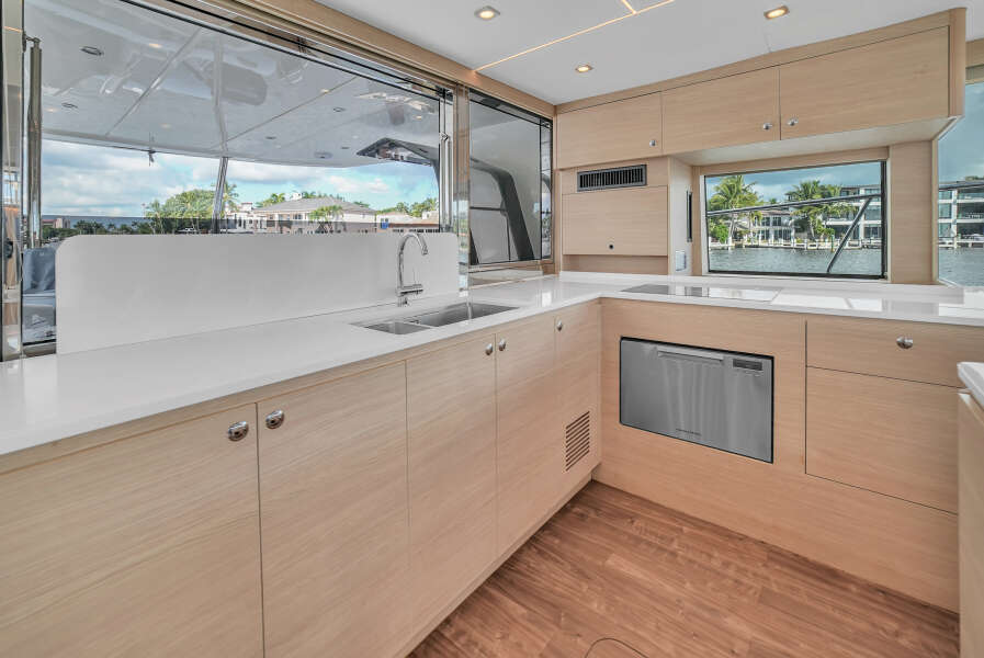 54ft Aquila Yacht For Sale