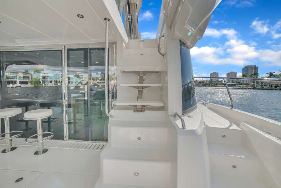 54ft Aquila Yacht For Sale