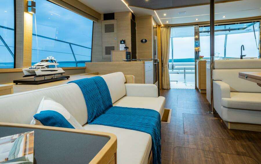 54ft Aquila Yacht For Sale