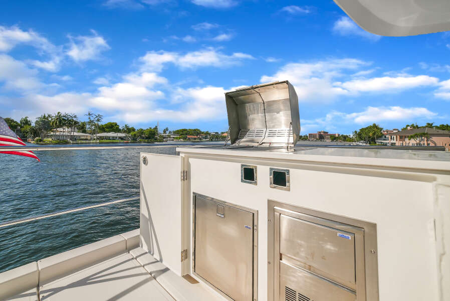 54ft Aquila Yacht For Sale