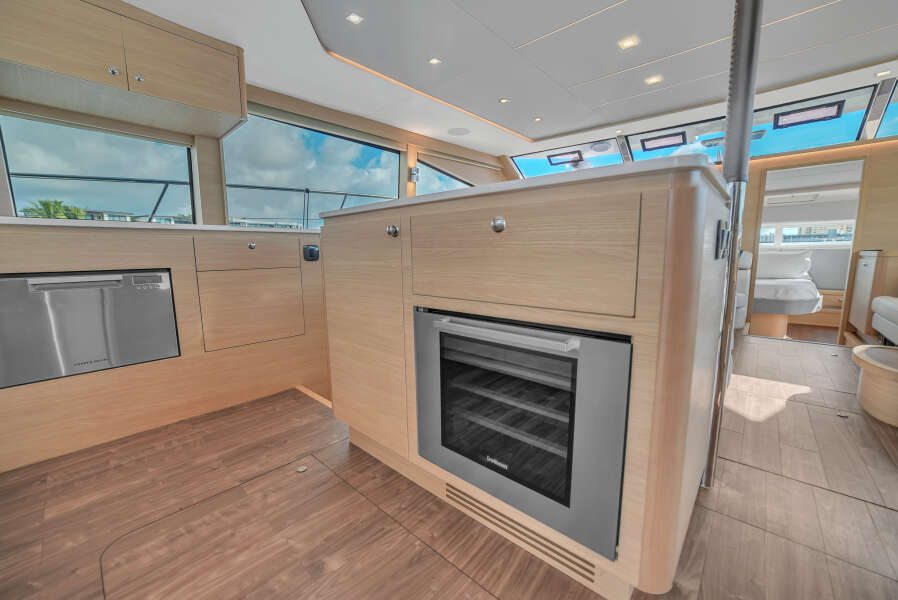 54ft Aquila Yacht For Sale