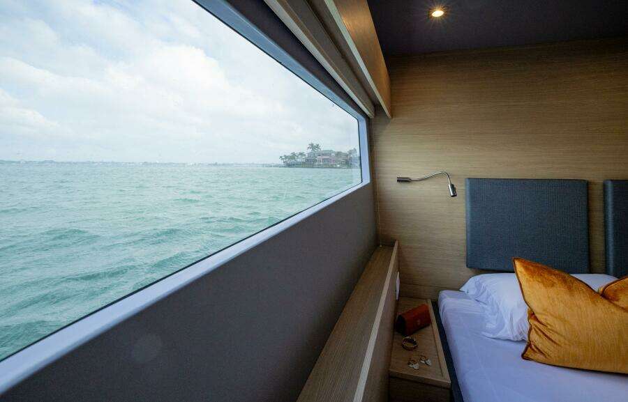 54ft Aquila Yacht For Sale